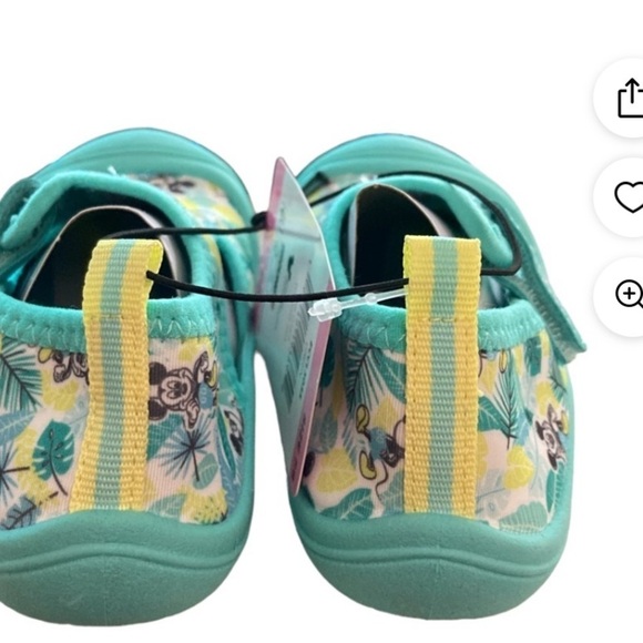 NWT Disney Mickey Mouse water shoes size 13/1 - Picture 8 of 8